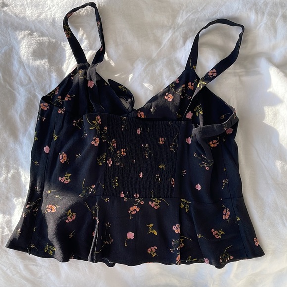 Aritzia Wilfred: Floral Cami - Picture 3 of 4